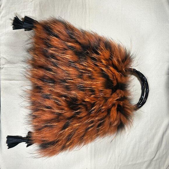 Feathered Fur Handbag - Picture 2 of 2